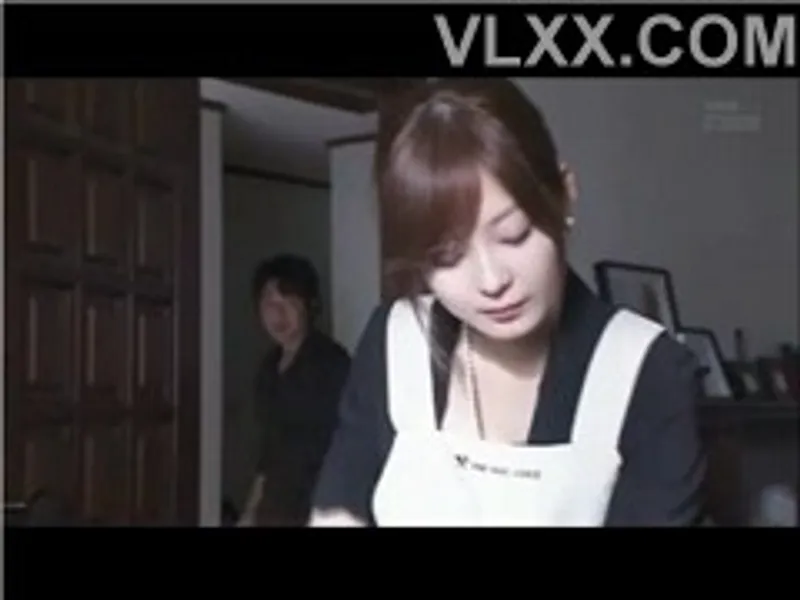 Chồng yêu đi làm ăn, vợ ở nhà bị chồng mới cưới của chị gái cưỡng hiếp